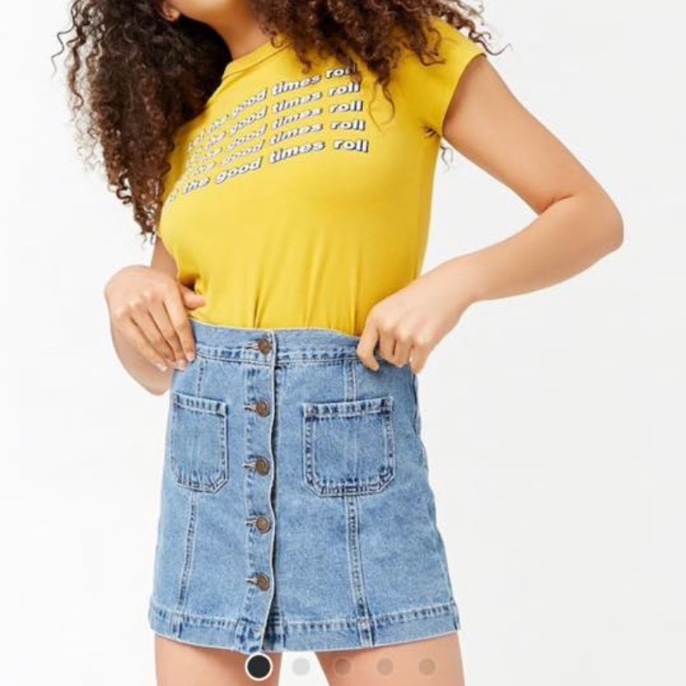 Forever21 Medium Wash Denim Button Skirt New